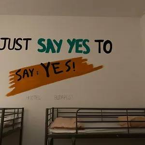 yes-hostel.inbudapesthotels.com/